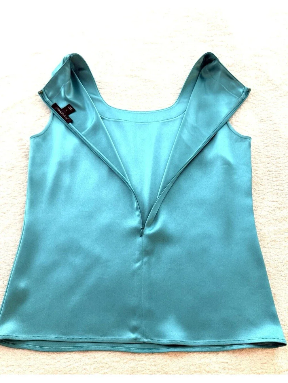 St. John Women’s 2 Piece Teal Skirt Set Knit Skirt Sz 8 Satin Top Sz 4